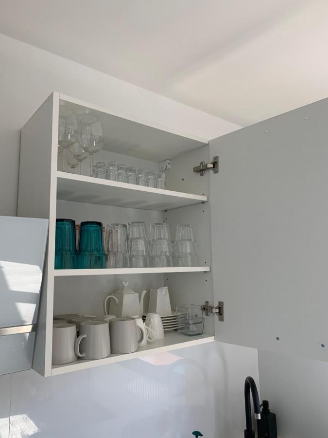 Nowe Mieszkanie W Idealnej Okolicy Pabianice Buitenkant foto