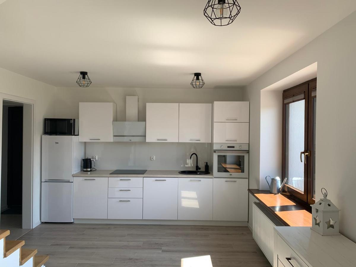 Nowe Mieszkanie W Idealnej Okolicy Pabianice Buitenkant foto